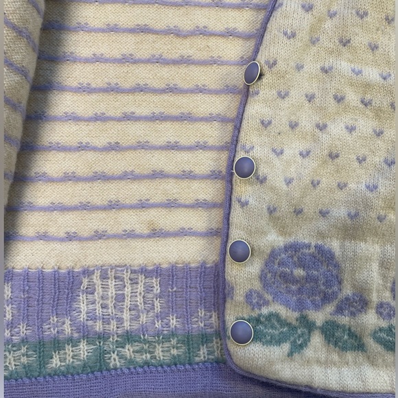 Vintage Pendleton Button Up Sweater / Cardigan 100% Wool Knit Lavender Florals - Picture 5 of 7